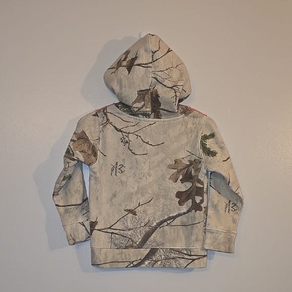 Realtree Pink and Cream Camo Sweatshirt with Color Blocked Sleeves LOT F - Picture 5 of 8